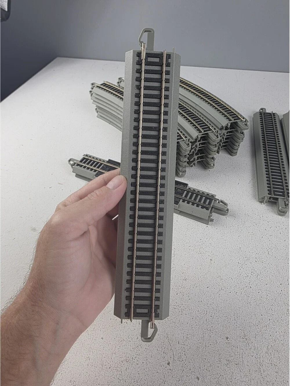 Lot of 32 pcs Bachmann  E-Z Snap N Go Train Tracks